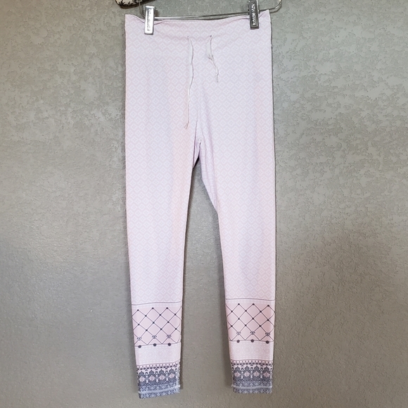 Sarah's Day white fox active leggings size Medium - Picture 1 of 5
